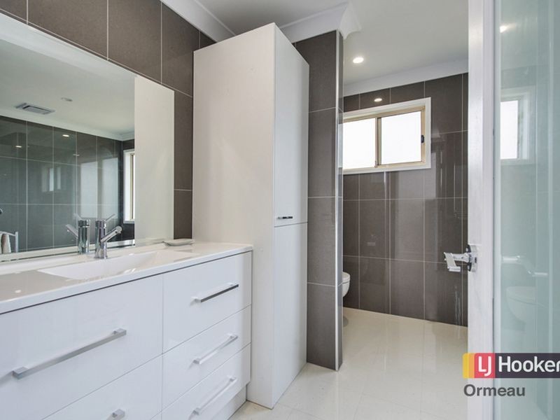 68 Vennor Drive, Ormeau QLD 4208