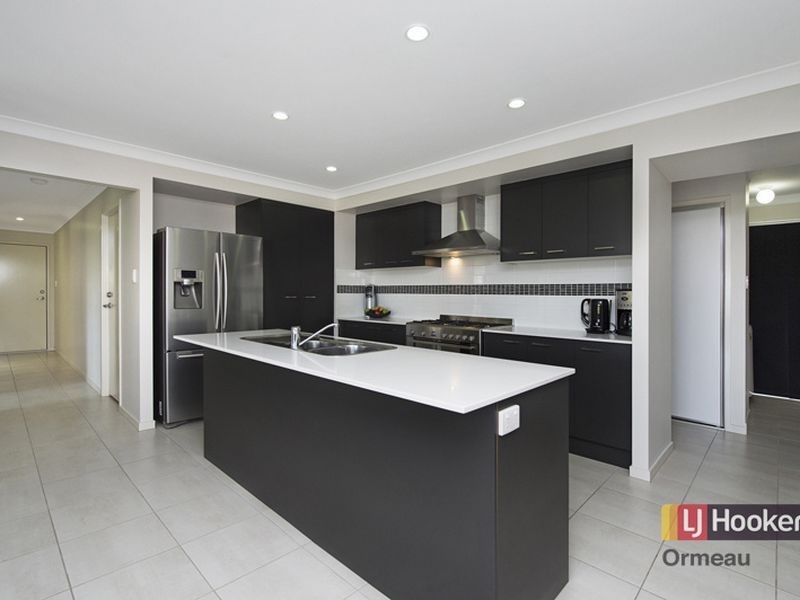 27 Banks Drive, Ormeau QLD 4208