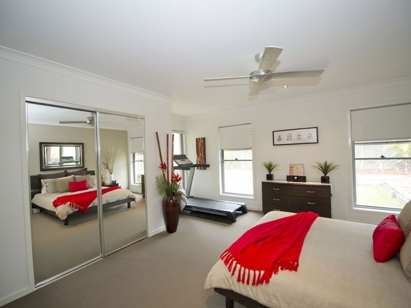 9 Vista Parade, Ormeau QLD 4208