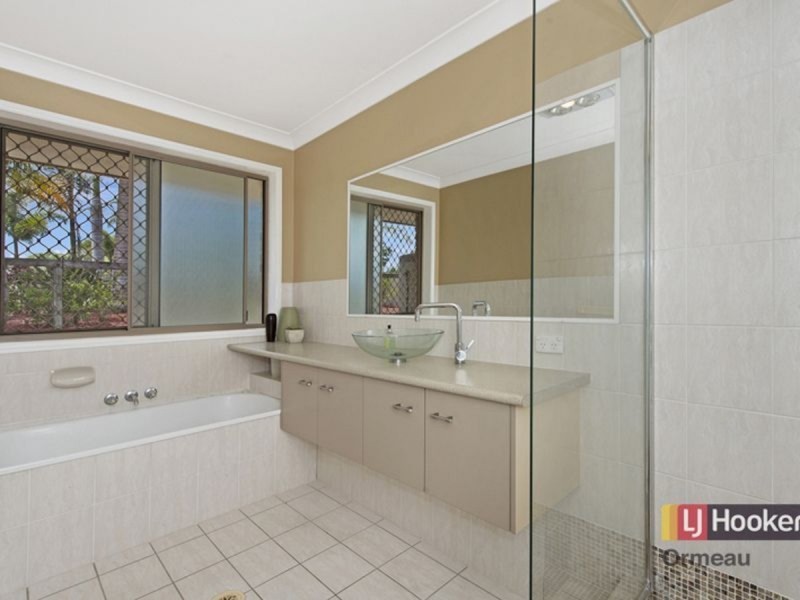 3 Phipps Place, Ormeau QLD 4208