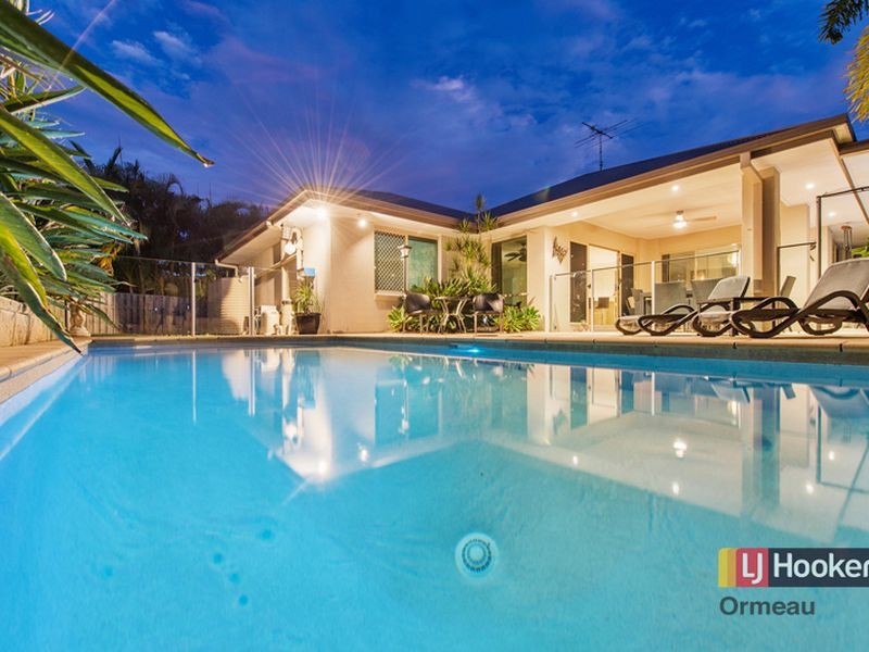8 Pincally Crescent, Ormeau QLD 4208