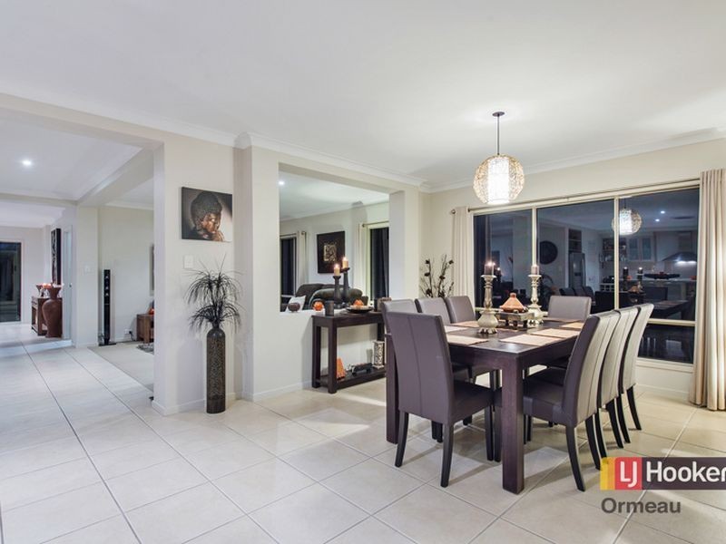 8 Pincally Crescent, Ormeau QLD 4208
