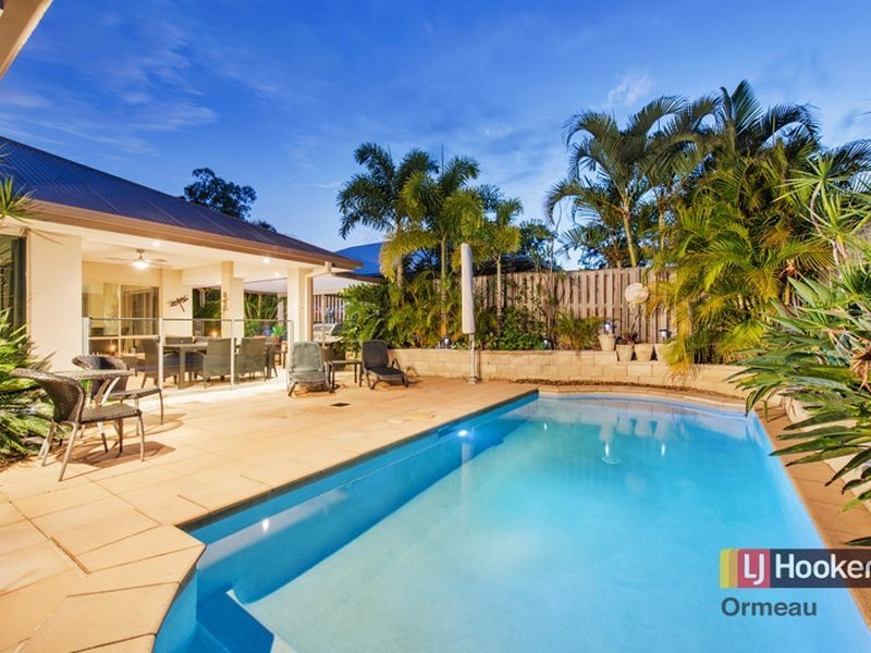 8 Pincally Crescent, Ormeau QLD 4208