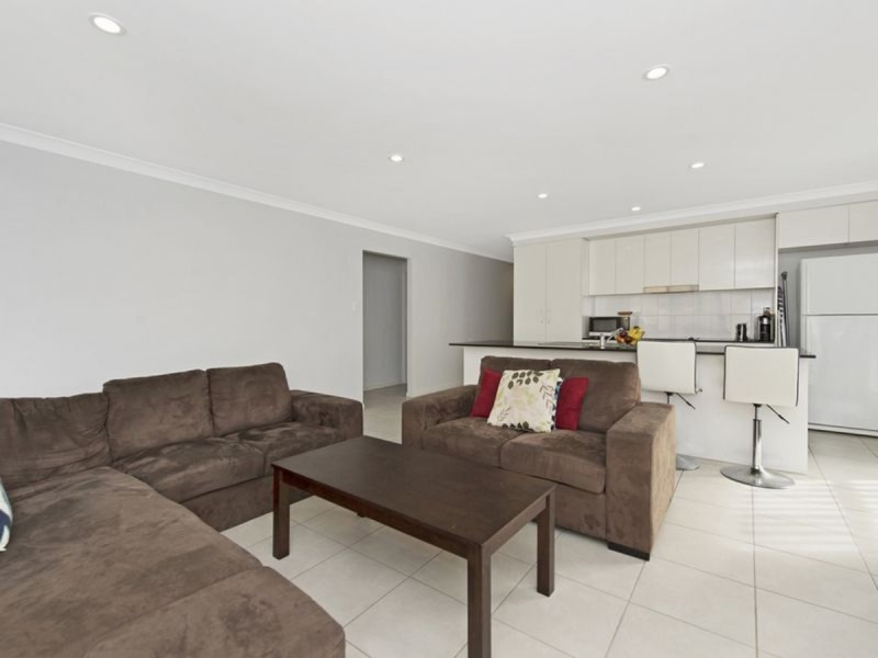 18 Hollanders Crescent, Ormeau Hills QLD 4208