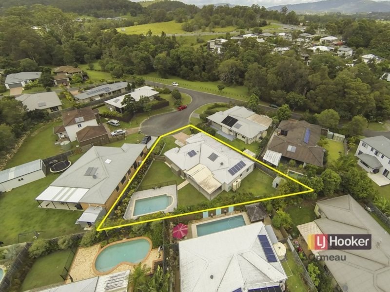 4 Peegan Place, Oxenford QLD 4210