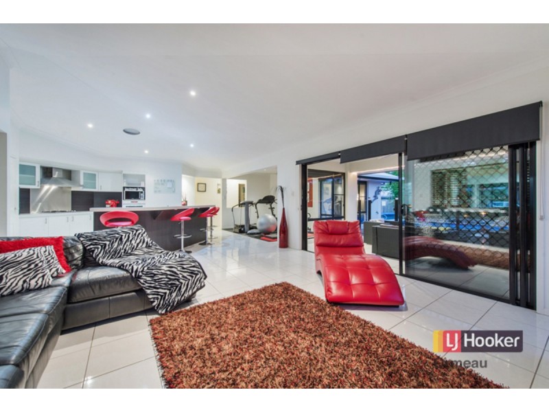 12 Coorabelle Crescent, Ormeau QLD 4208