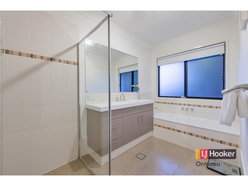 12 Coorabelle Crescent, Ormeau QLD 4208