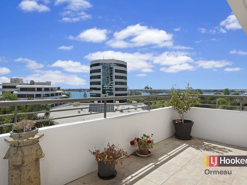 109/105 Scarborough Street, Southport QLD 4215