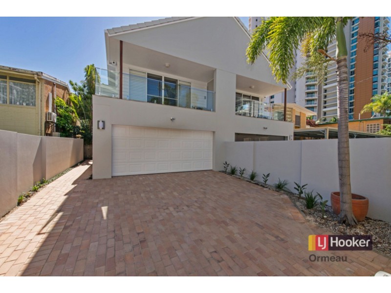 1/37 Breaker Street, Main Beach QLD 4217