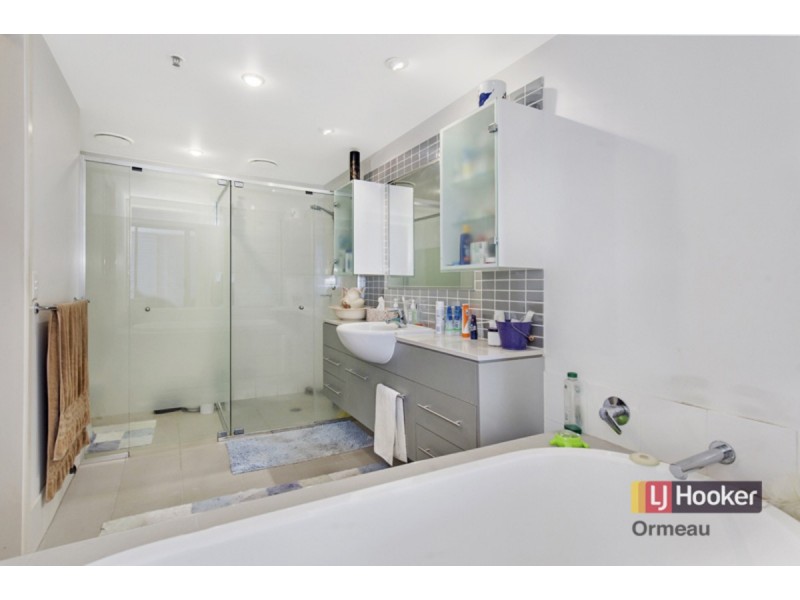 109/105 Scarborough Street, Southport QLD 4215