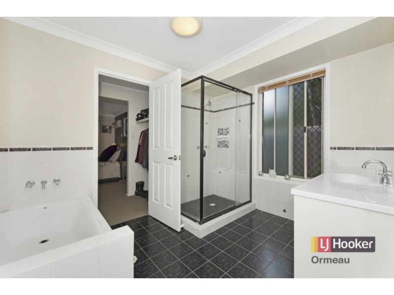 24 Podinga Circuit, Ormeau QLD 4208