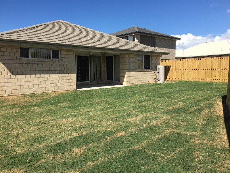 13 Pisces Crt, Coomera QLD 4209