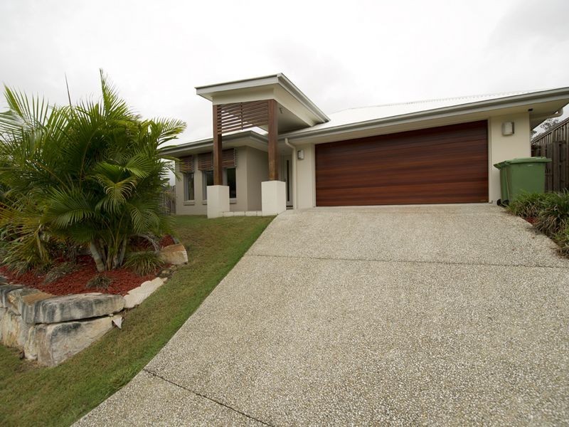 9 Vista Parade, Ormeau QLD 4208