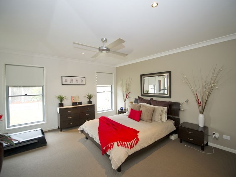 9 Vista Parade, Ormeau QLD 4208