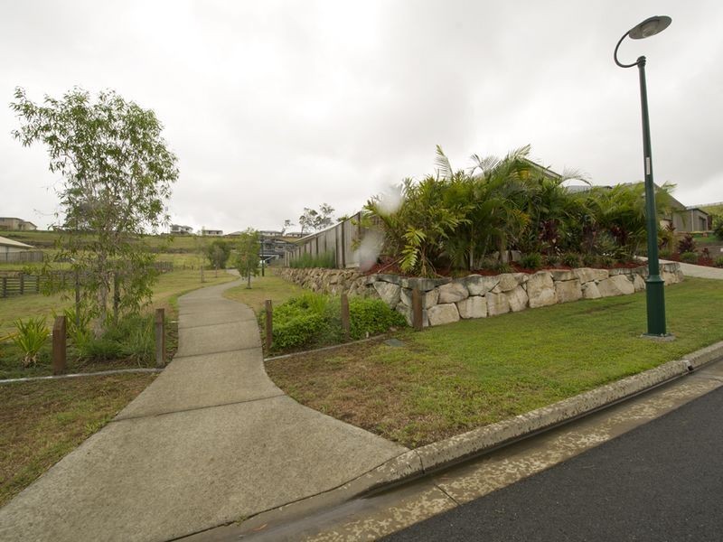 9 Vista Parade, Ormeau QLD 4208