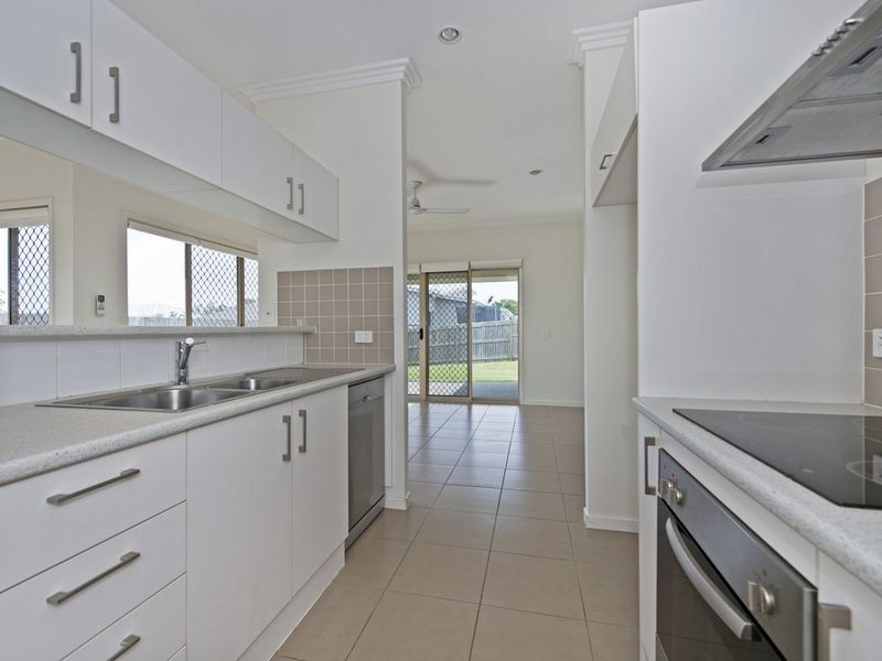8 Kondalilla Tce, Waterford QLD 4133