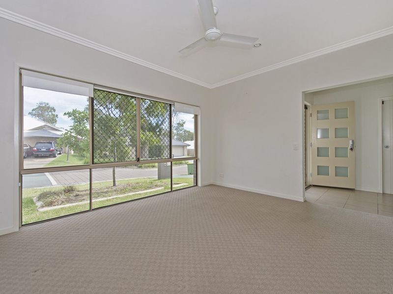 8 Kondalilla Tce, Waterford QLD 4133