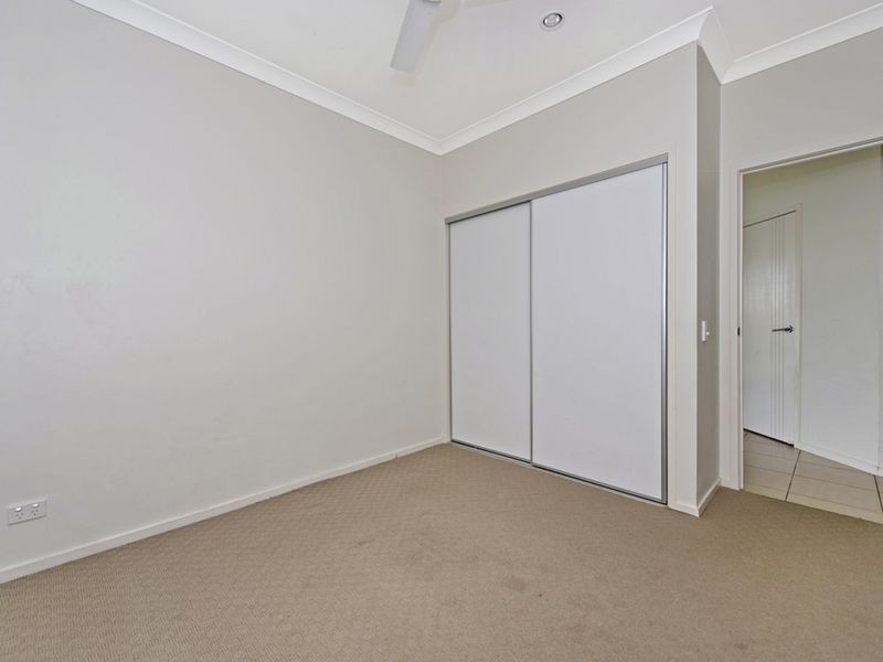 8 Kondalilla Tce, Waterford QLD 4133