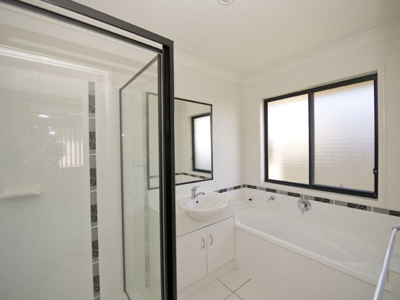 21 Charlton Crescent, Ormeau QLD 4208