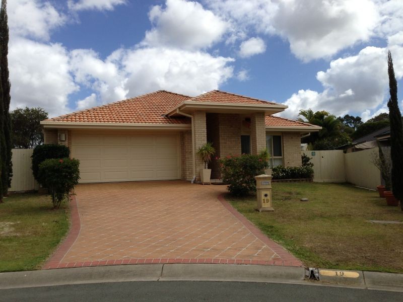 19 Carallia Court, Ormeau QLD 4208