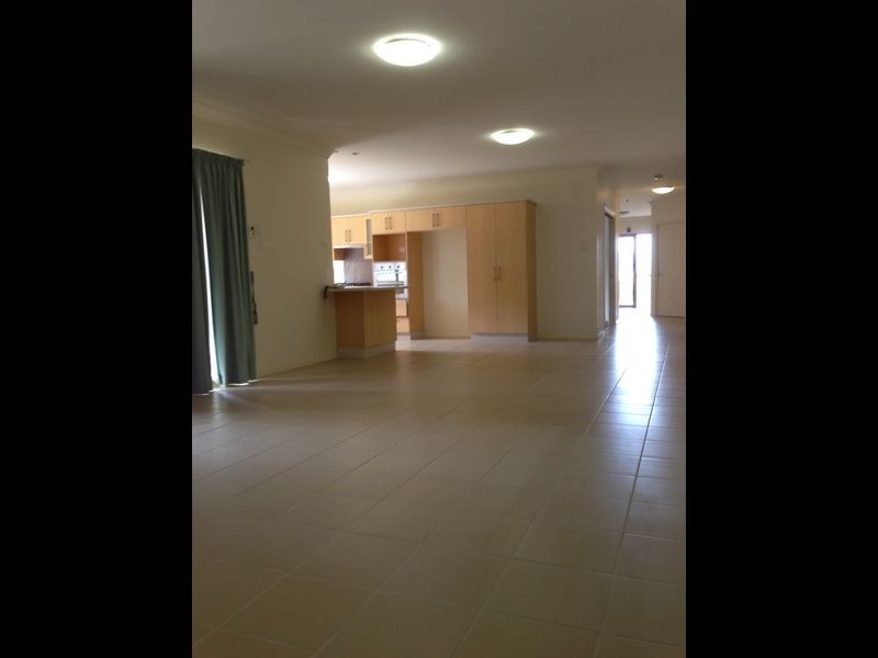 19 Carallia Court, Ormeau QLD 4208