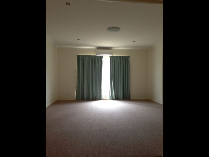 19 Carallia Court, Ormeau QLD 4208