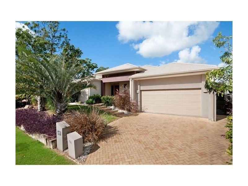 11 Emmaville Crescent, Ormeau QLD 4208