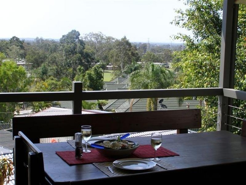 40 Ben Lexcen Court, Mount Warren Park QLD 4207