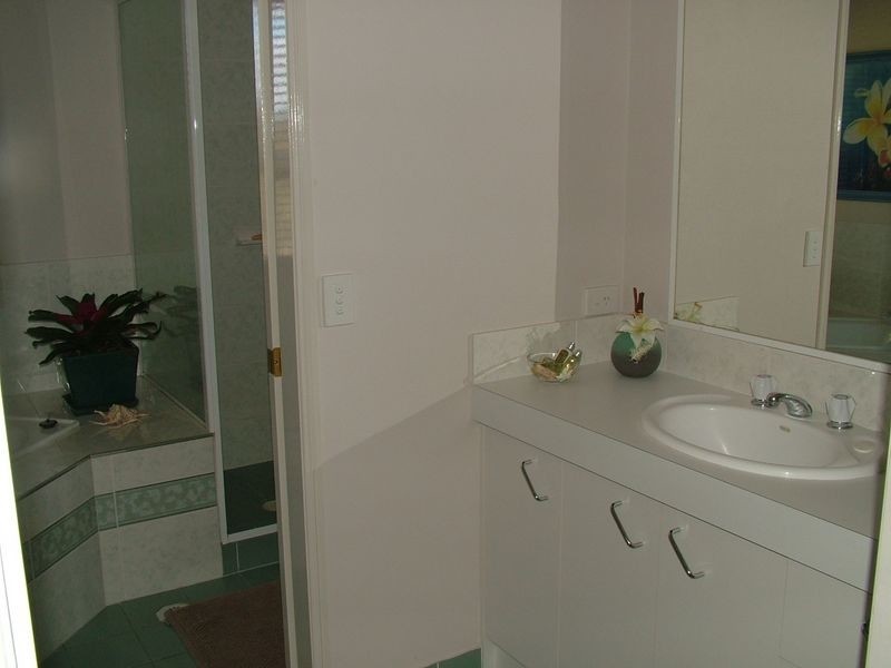 32 Opperman Dr, Ormeau QLD 4208