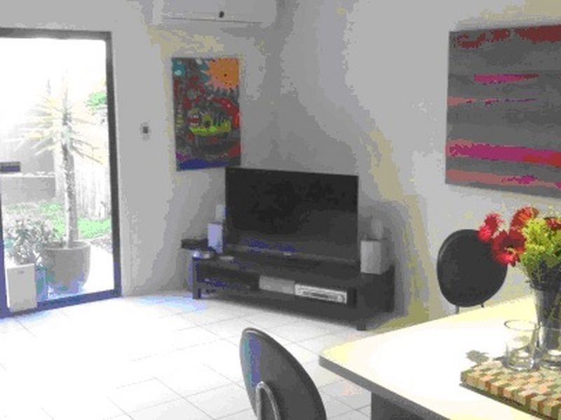 4/94 Woodlands Blvd, Waterford QLD 4133