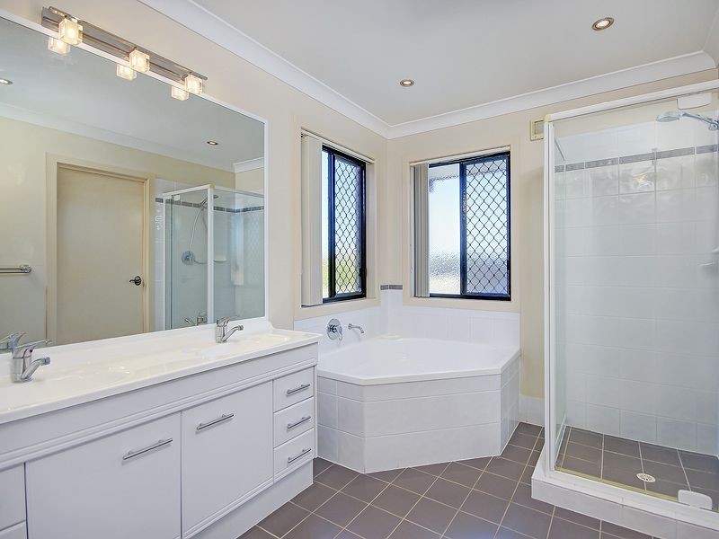 46 Bedivere Drive, Ormeau QLD 4208