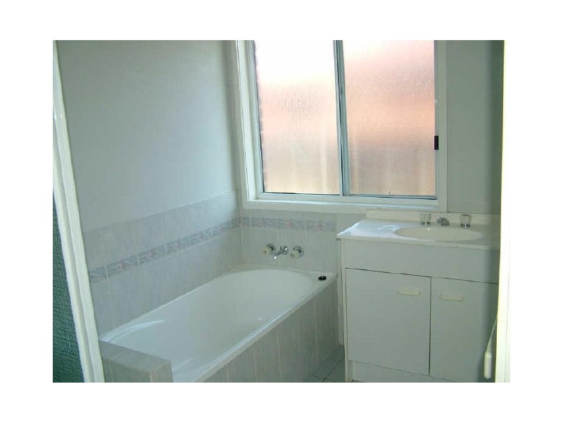 16 Rosella Crt, Ormeau QLD 4208