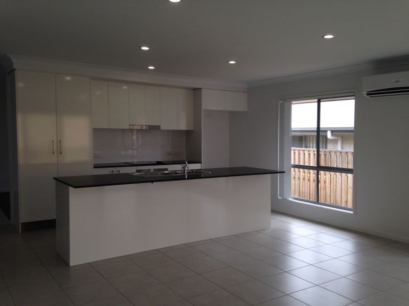 18 Hollanders Crescent, Ormeau Hills QLD 4208