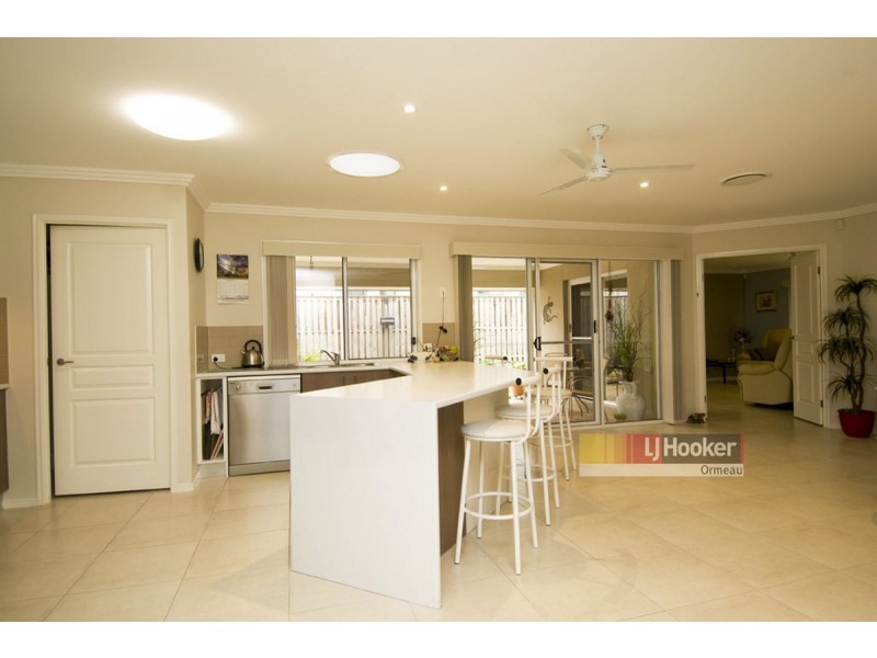 11 Rosabrook Crescent, Ormeau QLD 4208