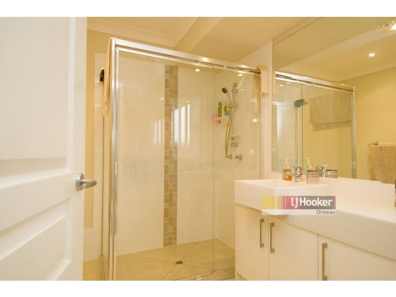 11 Rosabrook Crescent, Ormeau QLD 4208