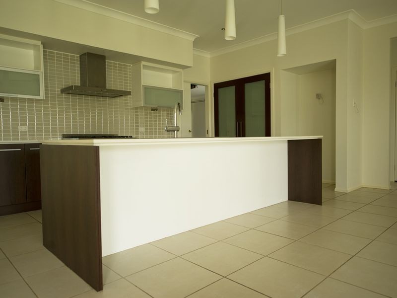 12 Helidon Grove, Ormeau QLD 4208