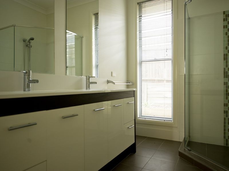 12 Helidon Grove, Ormeau QLD 4208