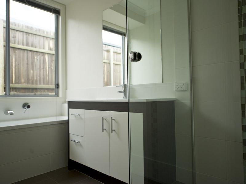 12 Helidon Grove, Ormeau QLD 4208