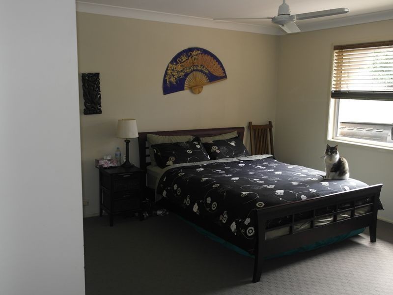 24 Raelene Terrace, Springwood QLD 4127