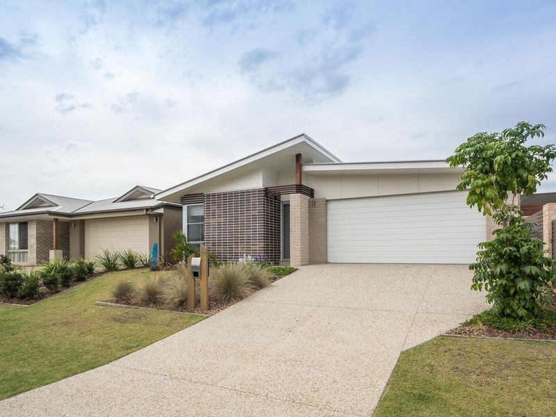 111 Brookside Cct, Ormeau QLD 4208