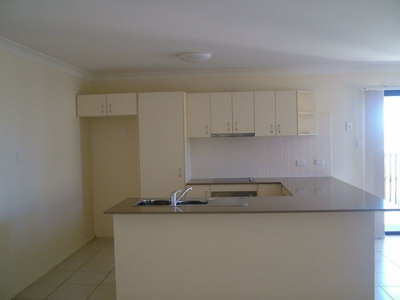 1/22 Paris Parade, Ormeau QLD 4208