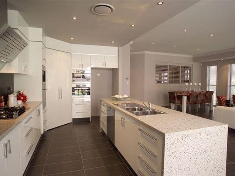 7 John Markwell Parade, Daisy Hill QLD 4127