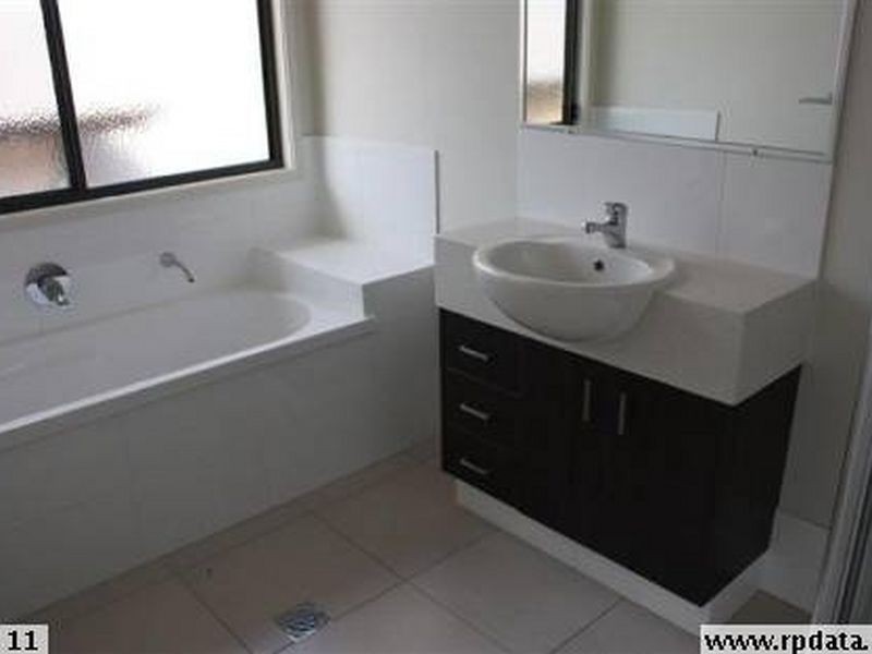 30 Wildflower Circut, Upper Coomera QLD 4209