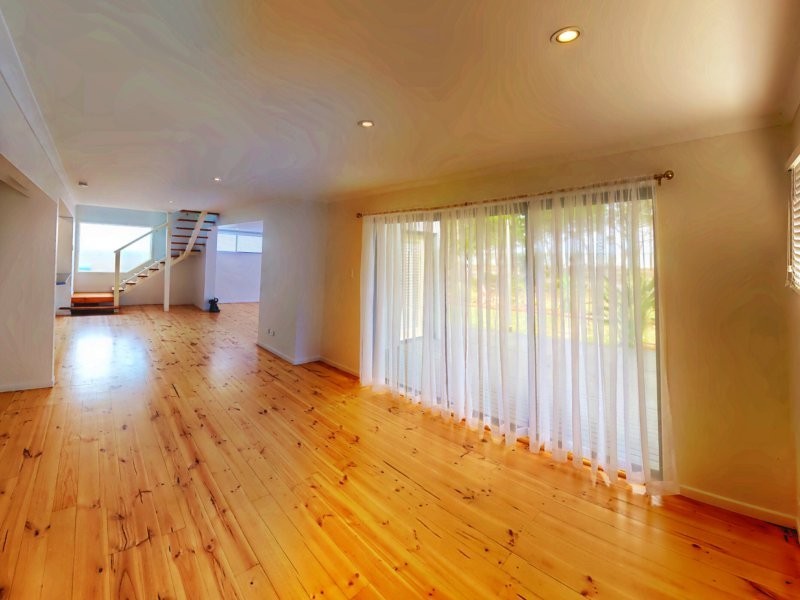 36 victoria parade south, Coochiemudlo Island QLD 4184