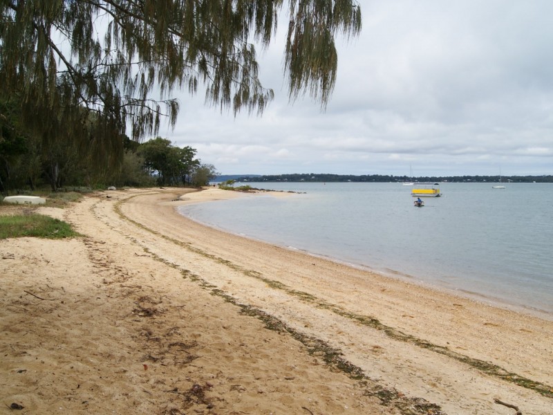 36 victoria parade south, Coochiemudlo Island QLD 4184