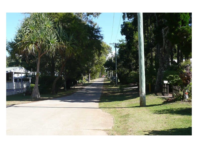 30 Carefree, Coochiemudlo Island QLD 4184