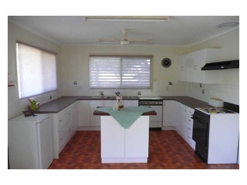 30 Carefree, Coochiemudlo Island QLD 4184