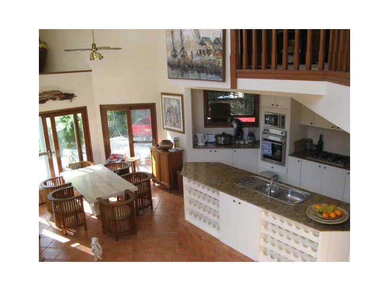 250 Victoria Parade West, Coochiemudlo Island QLD 4184