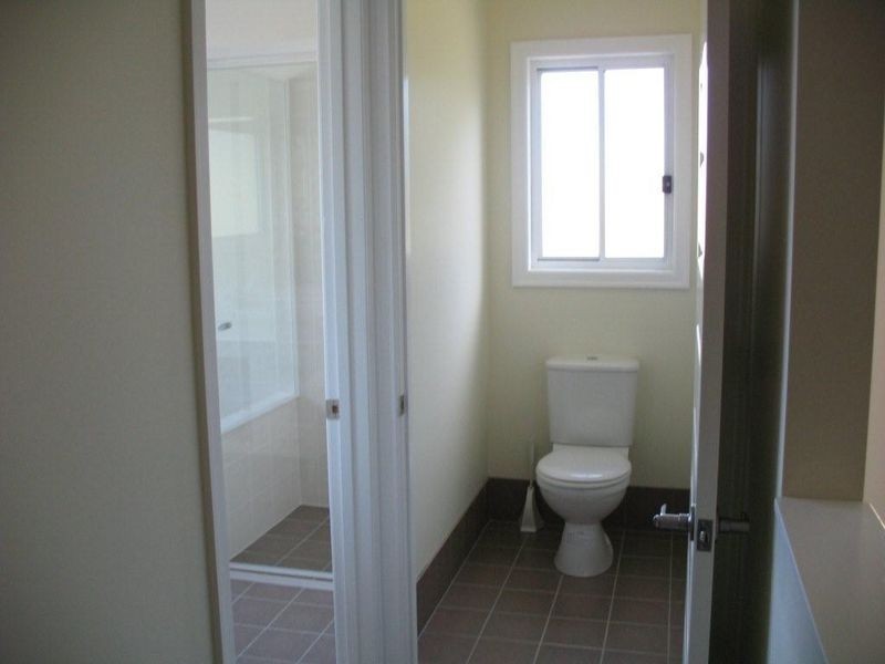 9 Philip Street, Coochiemudlo Island QLD 4184