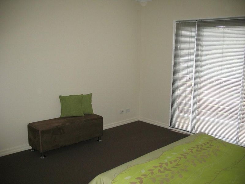 9 Philip Street, Coochiemudlo Island QLD 4184